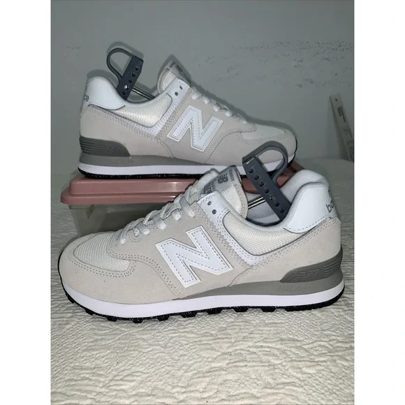 women new balance classic 574 Sz 10 wl574evw used no box Mens 8.5 NICE - Picture 2 of 9